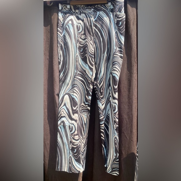 2-You Are Outstanding ❤️ Betty Barclay - Picture 5 of 17